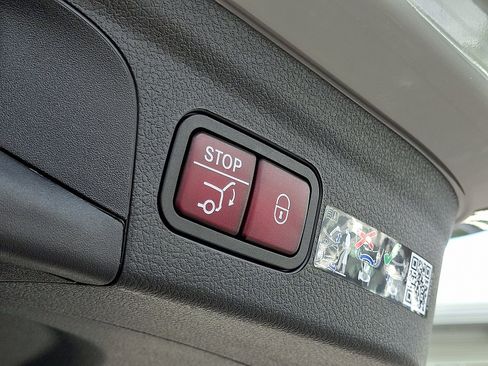 New 2026 Mercedes-Benz GLE 450 4MATIC image 25