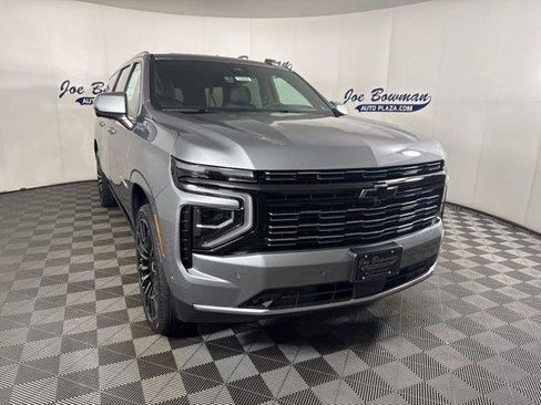 New 2026 Chevrolet Suburban High Country w/ LPO, Illumination Package image 3