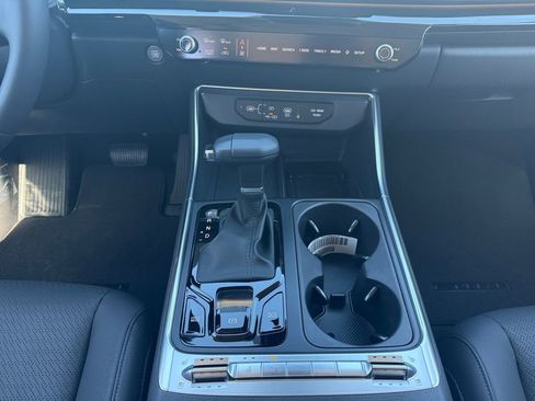 New 2026 Kia Carnival SX Prestige image 11