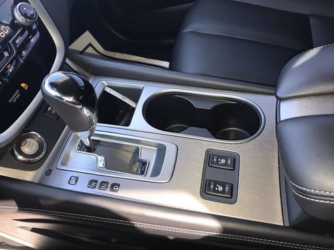 Used 2023 Nissan Murano SV w/ SV Midnight Edition Package FWD image 20