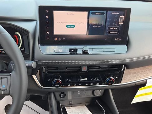 New 2026 Nissan Rogue Platinum AWD/4WD image 17