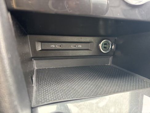 Used 2024 Volkswagen Tiguan Wolfsburg Edition FWD image 33