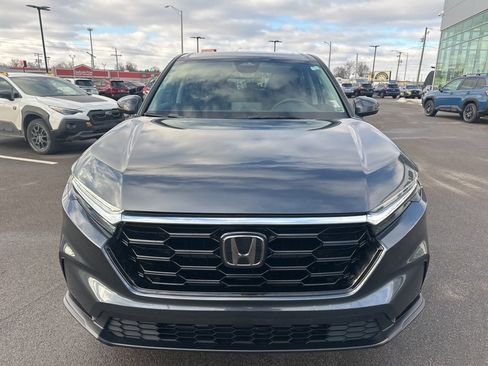 Used 2025 Honda CR-V EX image 2