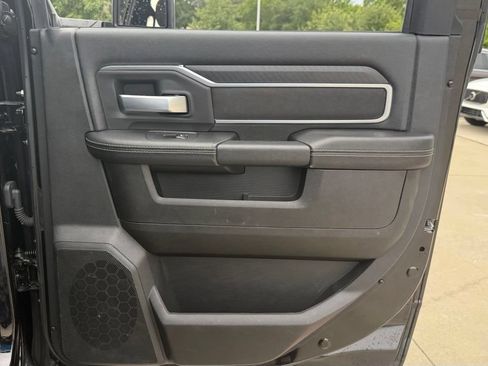 Used 2025 RAM 2500 Big Horn AWD/4WD image 13