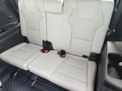 Used 2024 Kia Telluride SX Prestige AWD/4WD image 37