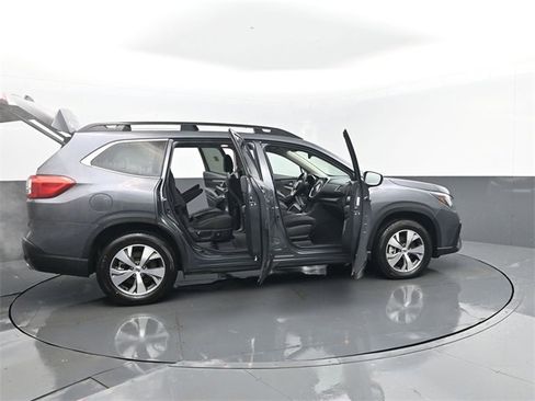 Used 2024 Subaru Ascent Premium w/ Convenience Package image 30