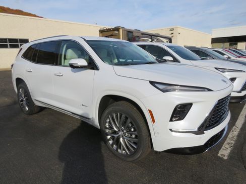 New 2026 Buick Enclave Avenir w/ Super Cruise Package image 1