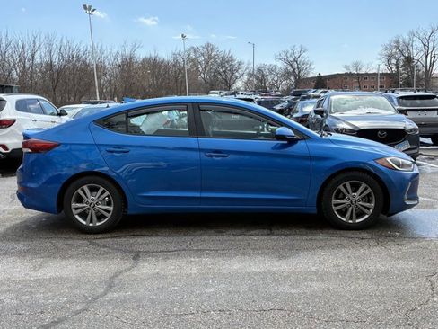 Used 2017 Hyundai Elantra Value Edition image 4
