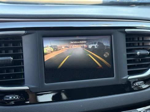 Used 2023 Chrysler Voyager LX image 18