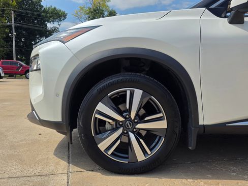 Used 2022 Nissan Rogue SL w/ SL Premium Package image 30