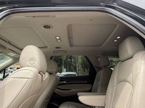 Used 2019 Buick Enclave Essence FWD image 52