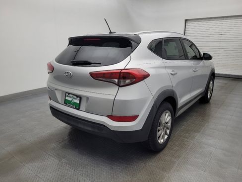 Used 2017 Hyundai Tucson SE image 9