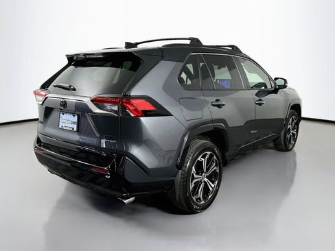 Used 2025 Toyota RAV4 XSE w/ Weather Package AWD/4WD image 7