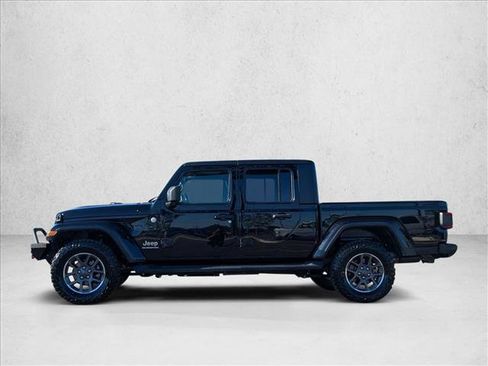 Used 2020 Jeep Gladiator Overland image 9