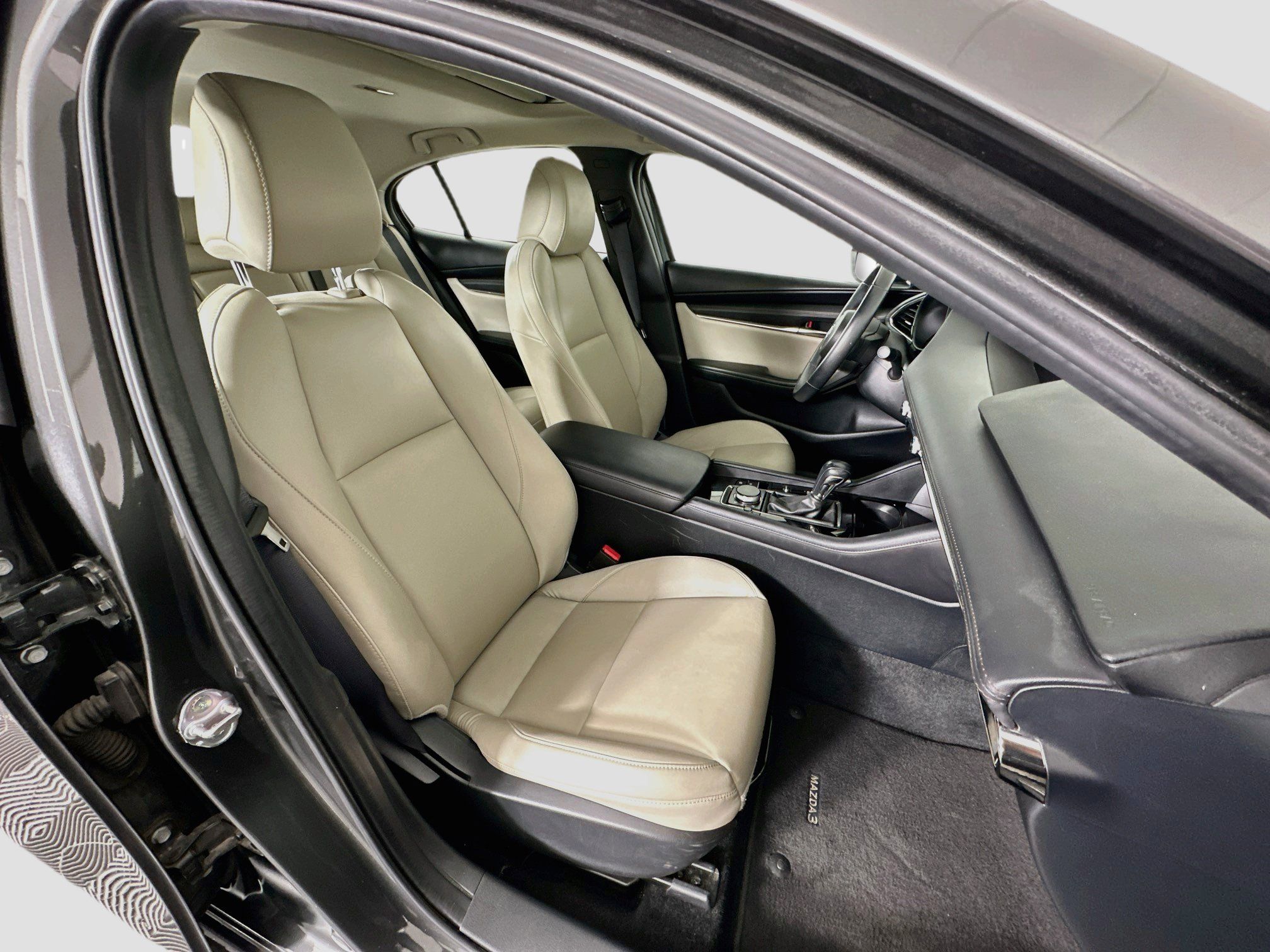 Used 2025 MAZDA MAZDA3 s FWD image 31