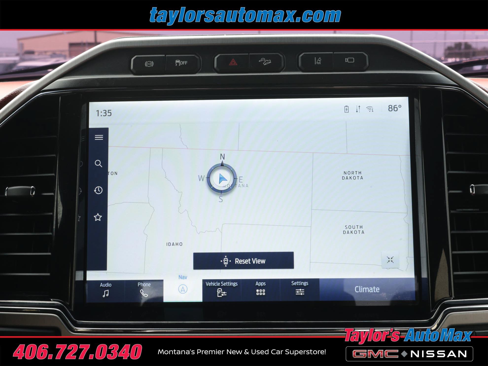 Used 2022 Ford F350 Platinum w/ FX4 Off-Road Package AWD/4WD image 16