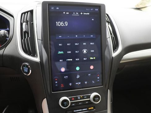 Used 2022 Ford Edge SEL w/ Convenience Package image 22