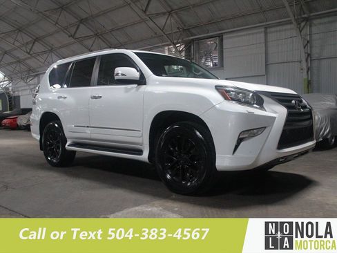 Used 2014 Lexus GX 460 w/ Premium Package AWD/4WD image 9