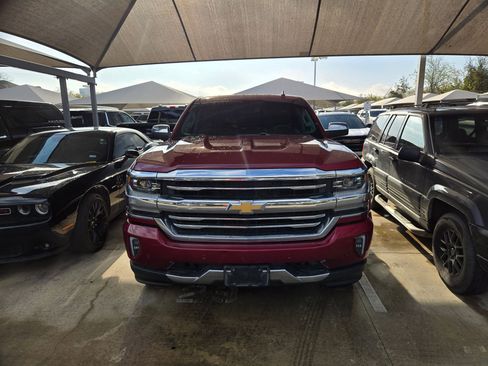 Used 2018 Chevrolet Silverado 1500 High Country image 3