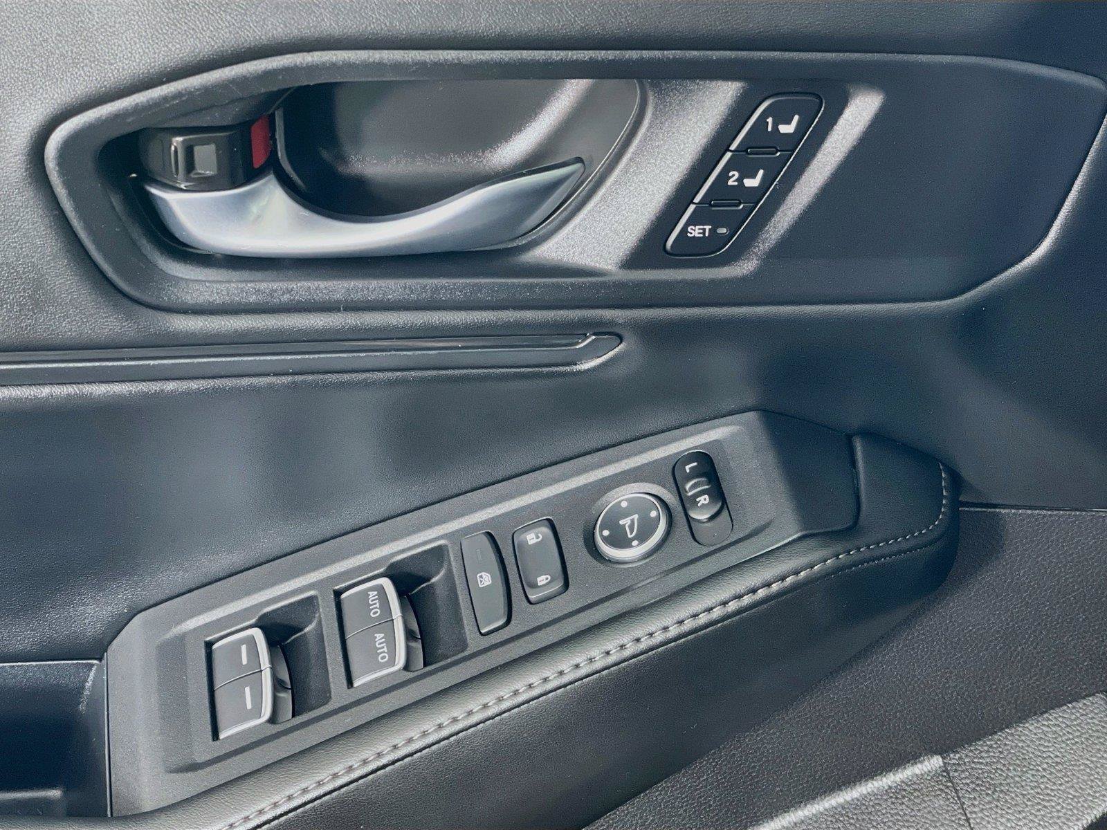 Used 2025 Honda Accord Sport image 20