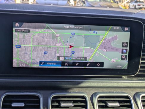 Used 2021 Mercedes-Benz GLS 450 4MATIC image 23