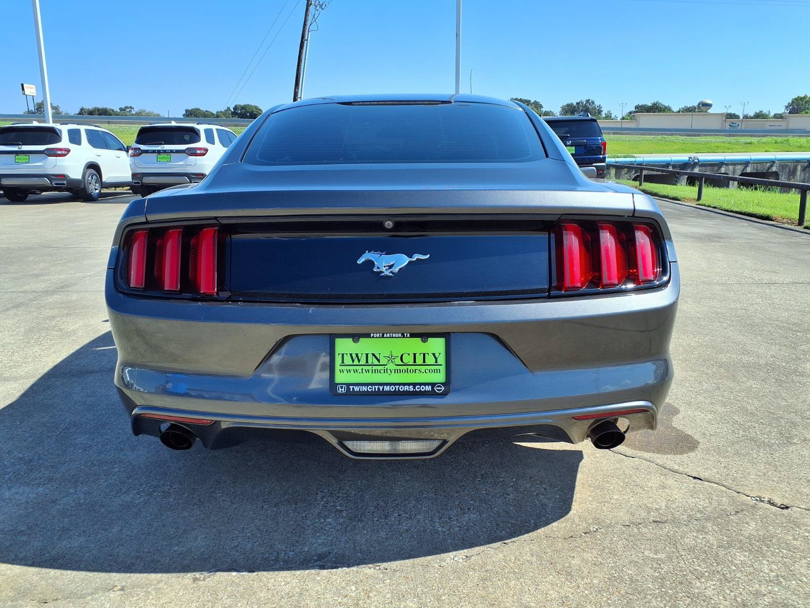Used 2016 Ford Mustang Coupe w/ Ecoboost Performance Package RWD image 4