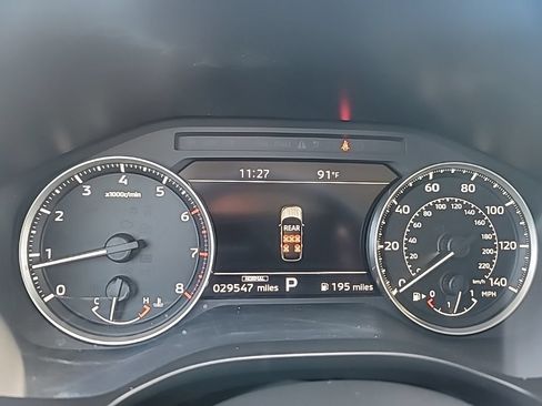 Used 2025 Mitsubishi Outlander AWD image 22