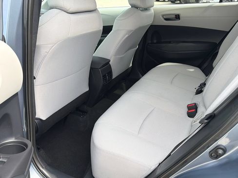 Used 2024 Toyota Corolla Cross LE w/ Moonroof Package AWD/4WD image 16