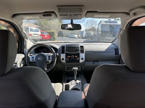 Used 2016 Nissan Frontier SV w/ SV Value Truck Package image 16