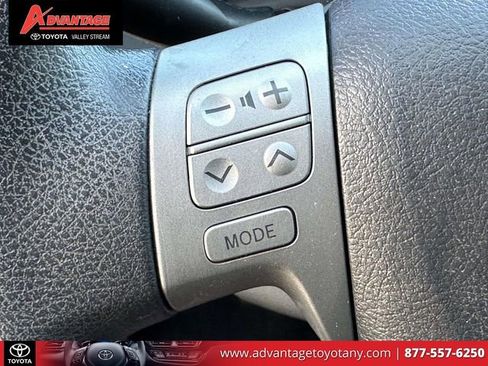 Used 2013 Toyota Corolla L FWD image 23