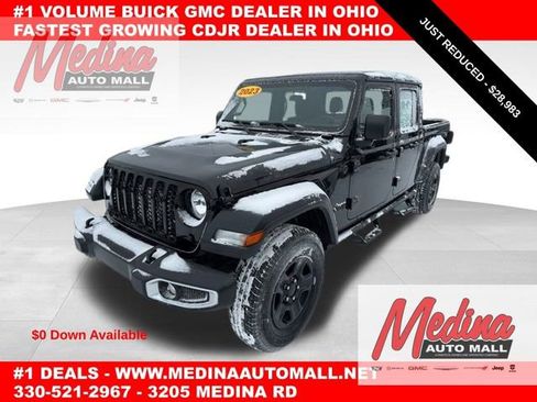 Used 2023 Jeep Gladiator Sport image 1