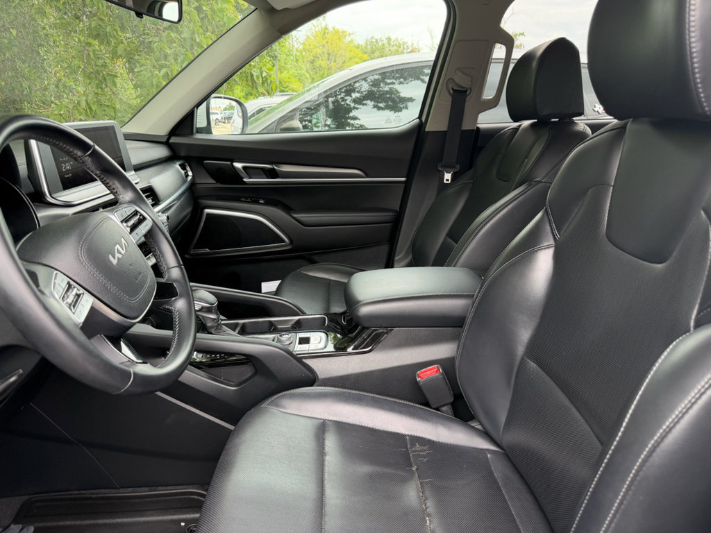 Used 2022 Kia Telluride LX AWD/4WD image 11