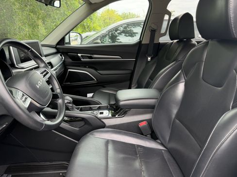 Used 2022 Kia Telluride LX AWD/4WD image 11