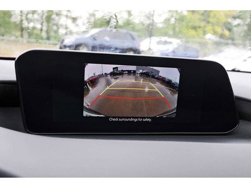 Used 2021 MAZDA MAZDA3 s image 23