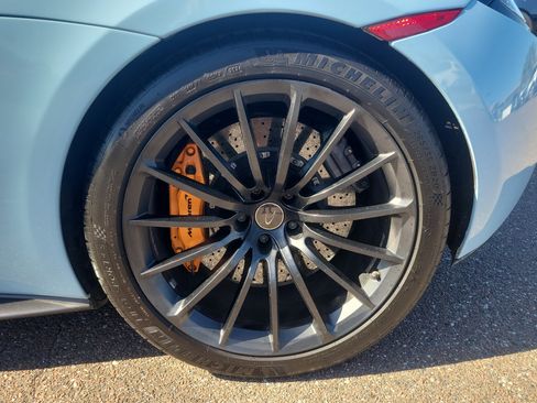 Used 2017 McLaren 570S image 5