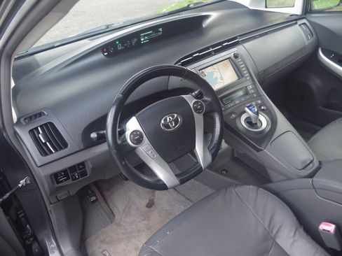 Used 2010 Toyota Prius Five FWD image 7