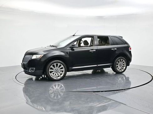 Used 2014 Lincoln MKX AWD w/ Equipment Group 102A image 6