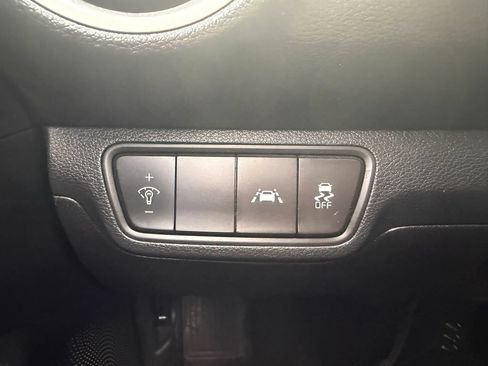 Used 2020 Kia Forte LXS FWD image 17