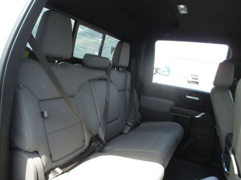 Used 2023 GMC Sierra 2500 SLT w/ SLT Premium Package AWD/4WD image 25