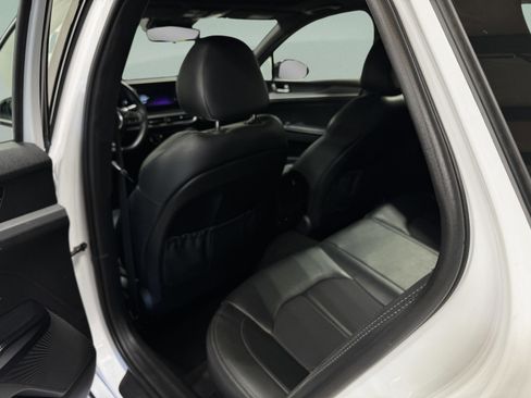 Used 2023 Kia K5 GT-Line image 12