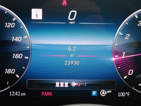 Used 2024 Mercedes-Benz C 43 AMG 4MATIC Sedan image 41