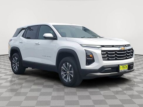 New 2026 Chevrolet Equinox LT image 2