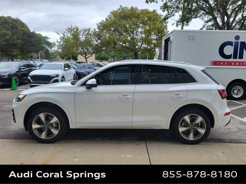 Certified 2023 Audi Q5 Premium w/ Convenience Package image 11
