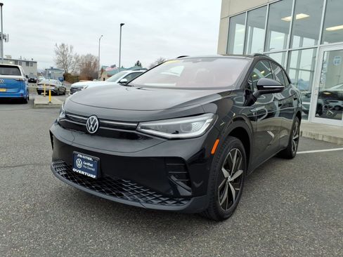 Used 2023 Volkswagen ID.4 Pro S image 3