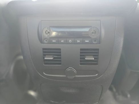 Used 2013 Chevrolet Avalanche LT w/ All-Star Edition image 13