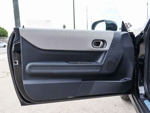 New 2026 MINI Cooper 2-Door Hardtop FWD image 23