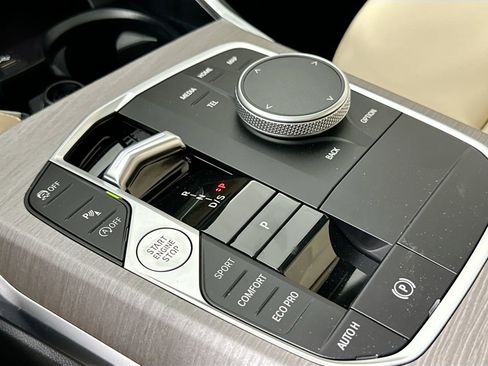 New 2026 BMW 330i xDrive Sedan w/ Premium Package image 16