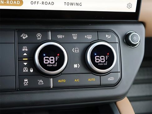 New 2026 Land Rover Defender 110 S image 26