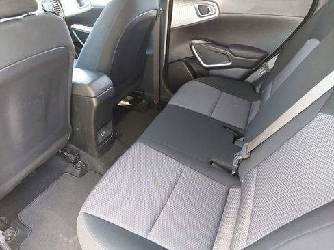 Used 2024 Kia Soul S FWD image 26