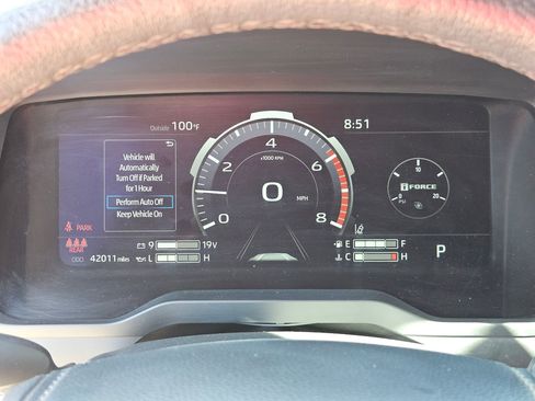 Used 2024 Toyota Tundra Limited AWD/4WD image 15